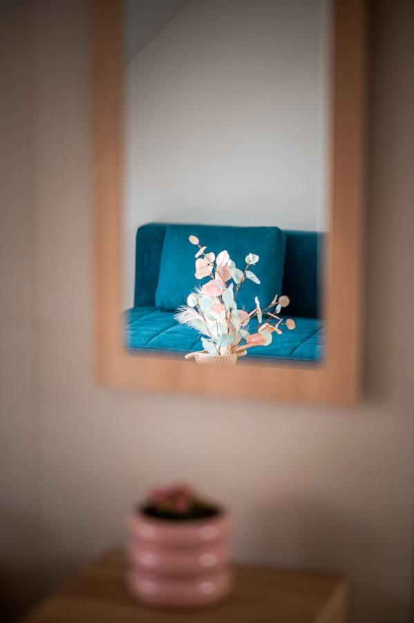 Roze Blue Design Apartments Csopak Eksteriør bilde